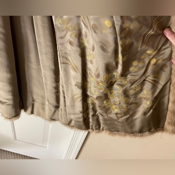 The halle bros co. Fur coat - Picture 5 of 8